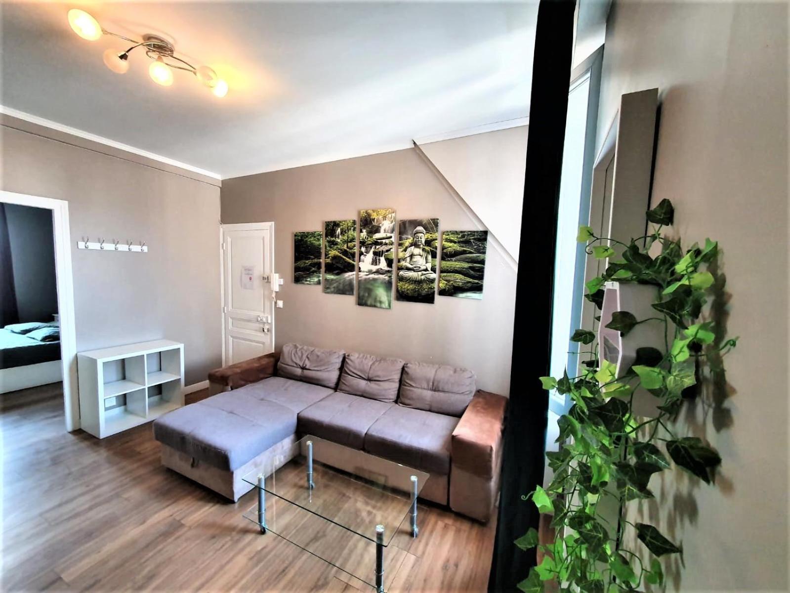 Appartement Refait Par Architecte. Proche De La Gare Et Le Centre De Reims Exterior foto